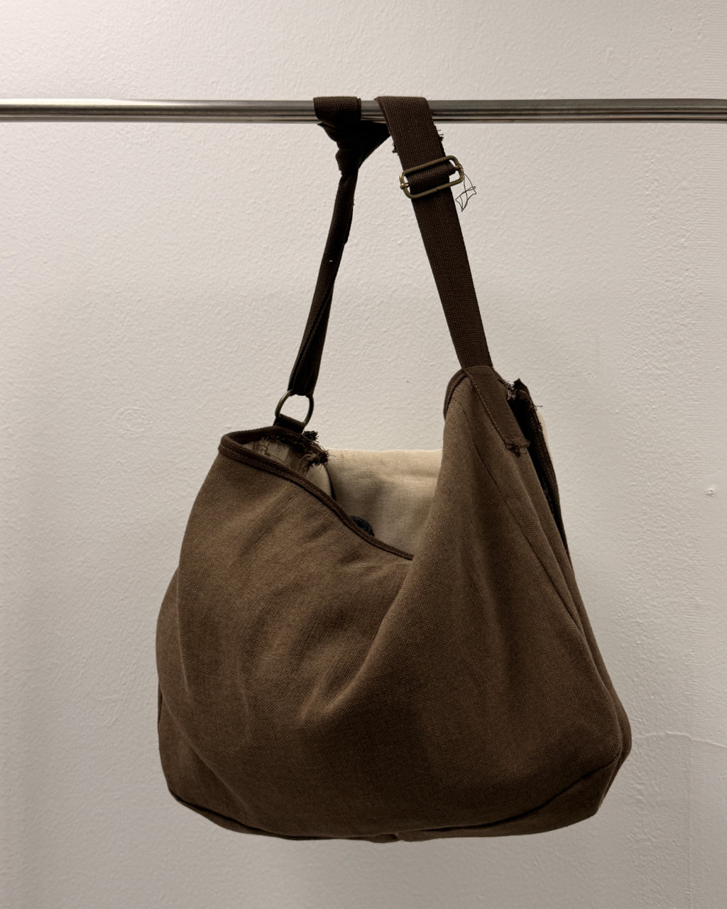 Linen messenger bag