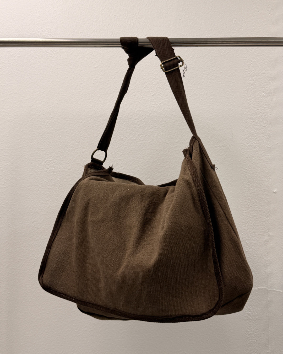 Linen messenger bag
